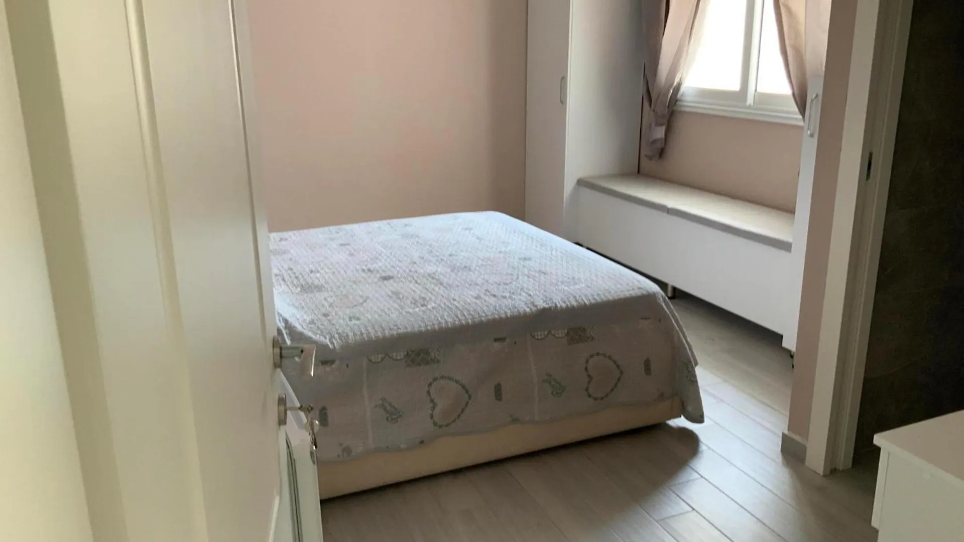 Meri Rooms Vlore Albania