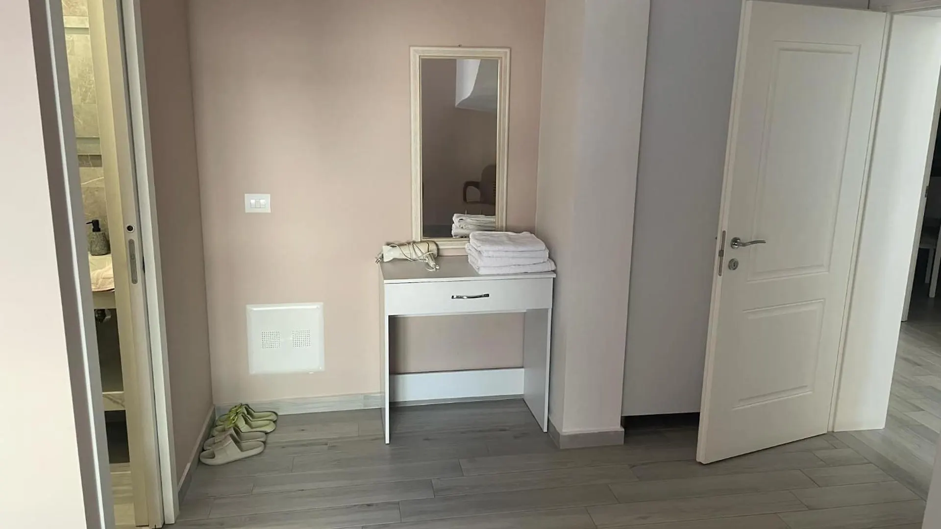 Meri Rooms Vlore 0*,